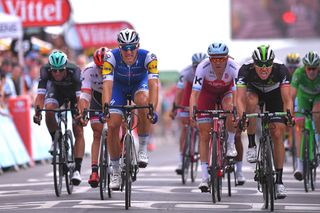 Marcel Kittel narrowly took stage 7 of the Tour de France ahead of Edvald Boasson Hagen.