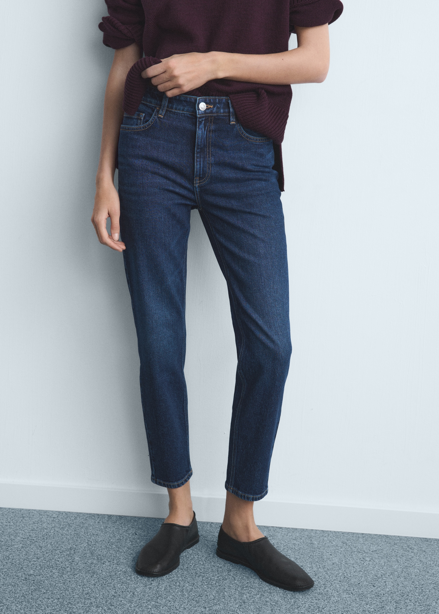 Newmom Comfort High-Rise Jeans - Women | Mango United Kingdom