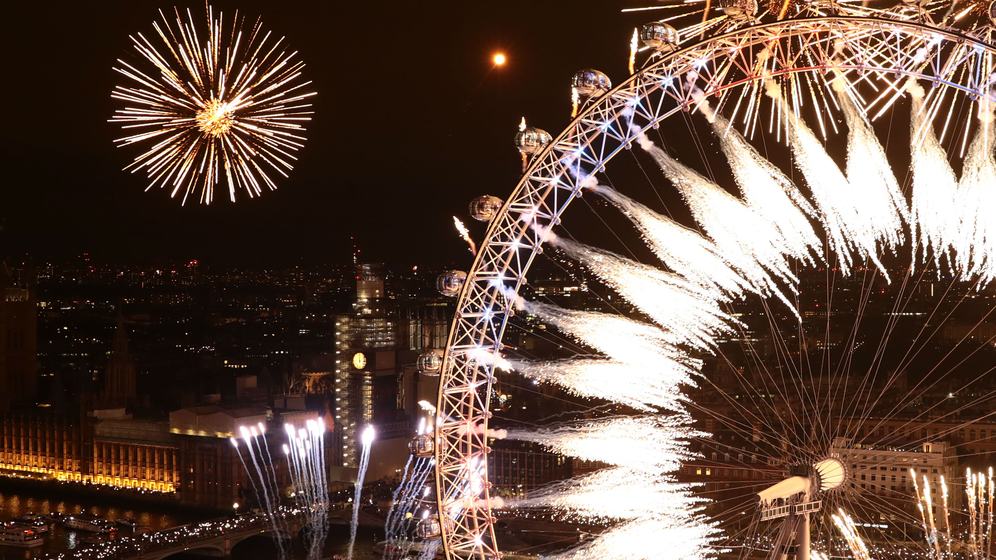 Where to See the New Year's Eve Fireworks in London