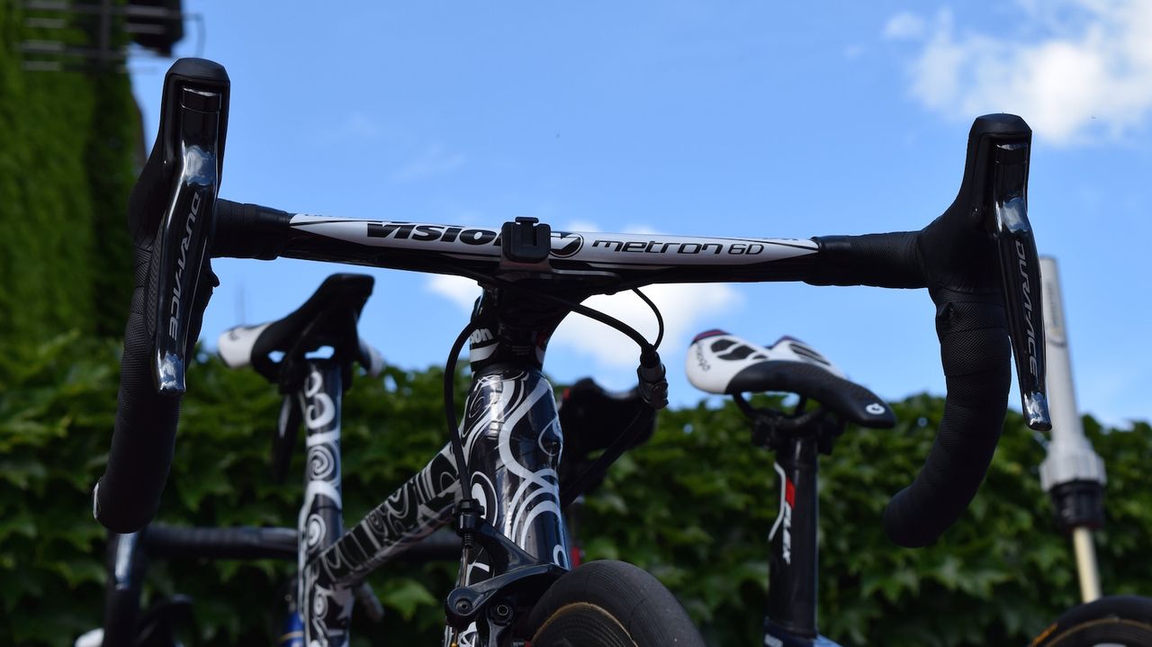We haven't seen these Vision Metron 6D handlebars before either, which appear to be an update to the 5D versions