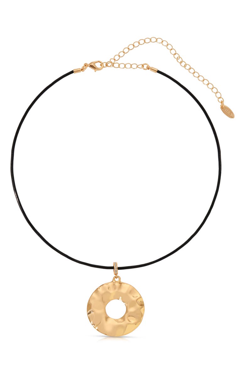 Hammered Circle Choker Necklace