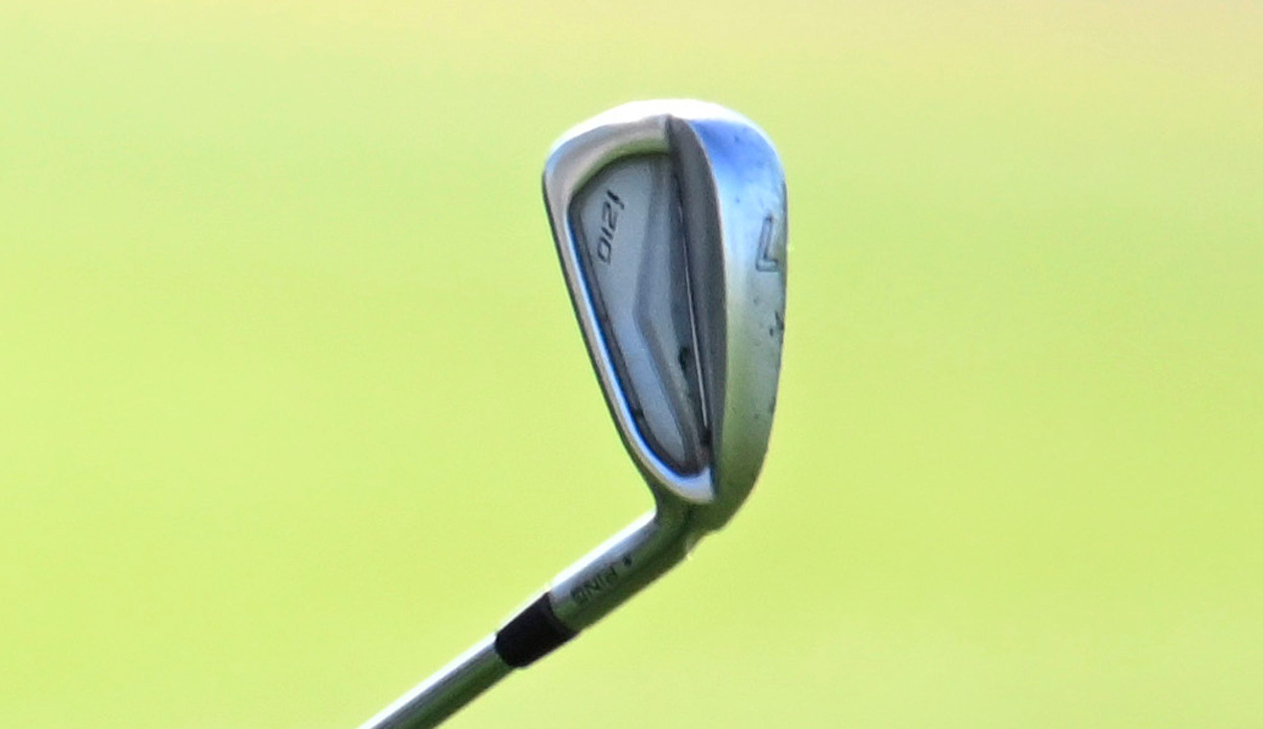 A close-up of the irons used by Viktor Hovland