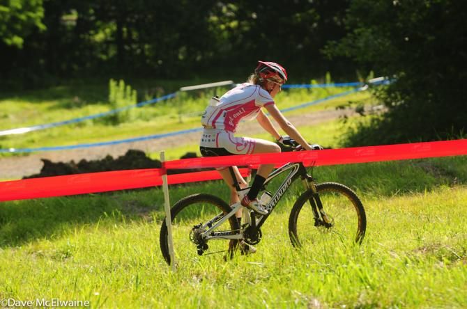 A riders criss-crosses the ski hill