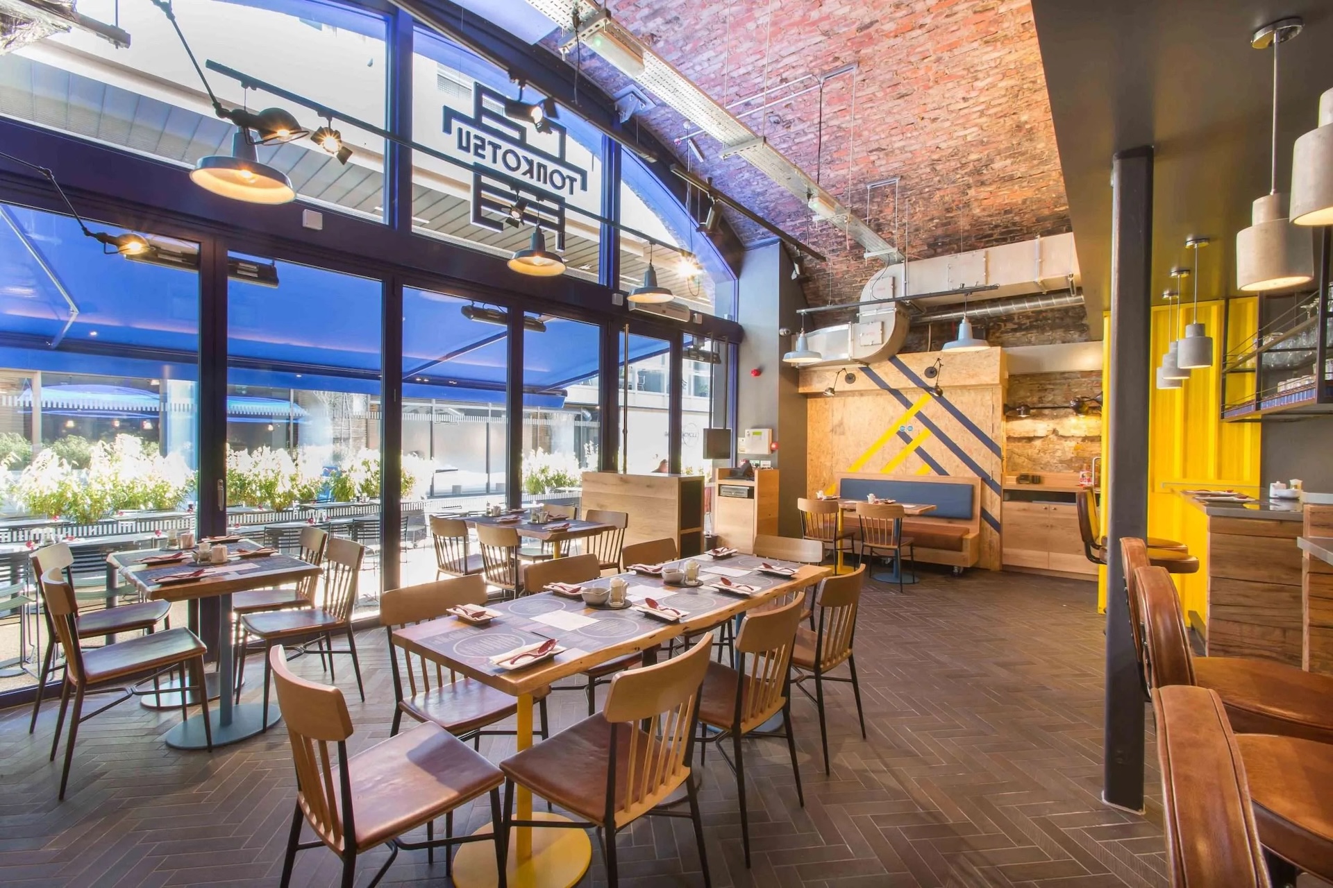 Tonkotsu interior Battersea