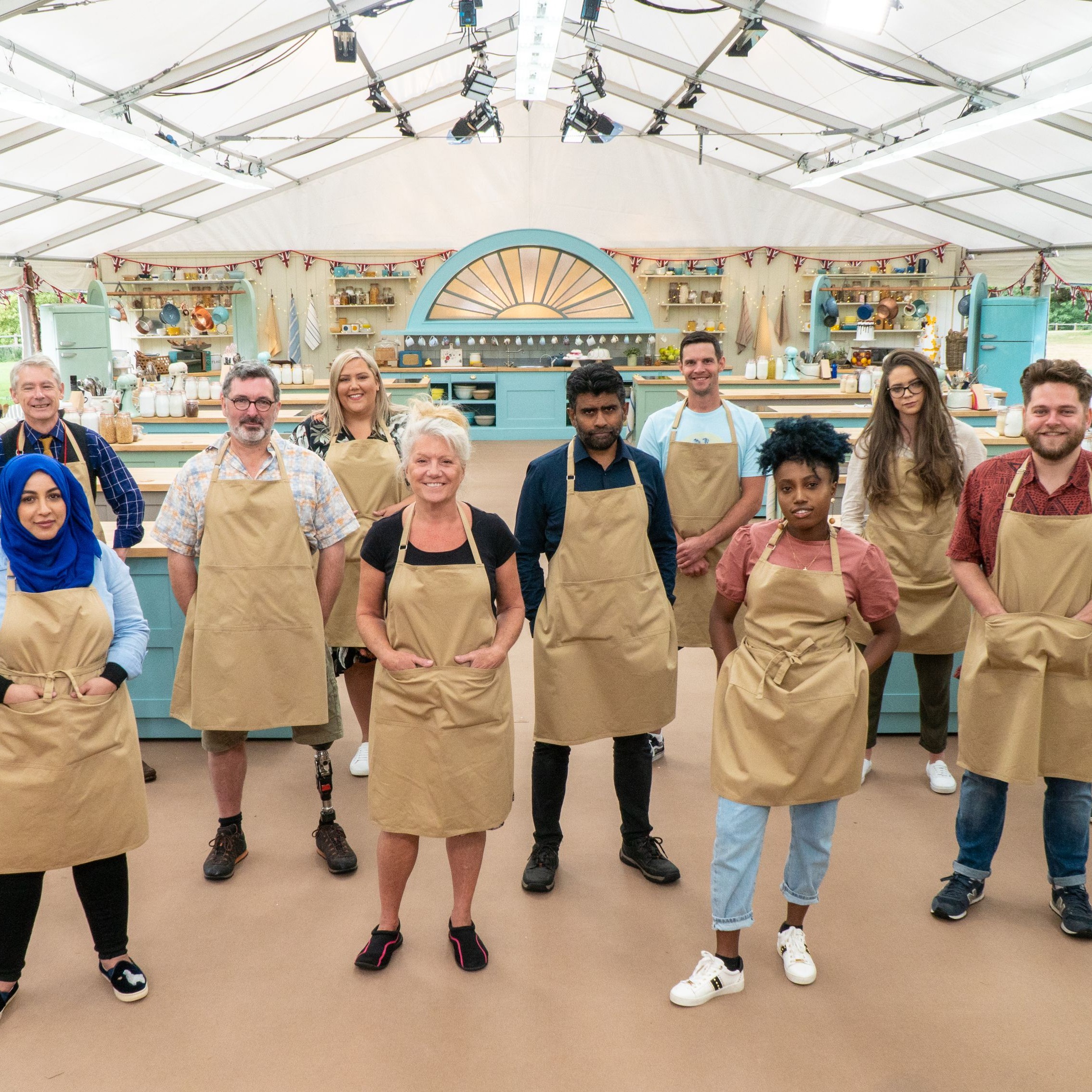 The Great British Baking Show Cast 2020 Meet the Bakers of Season 11 Marie Claire photo