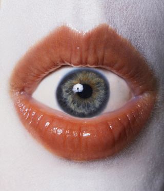 eye inside lips, Carlijn Jacobs photography