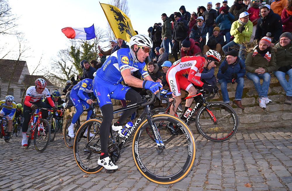 Philippe Gilbert climbs at Omloop Het Nieuwsblad