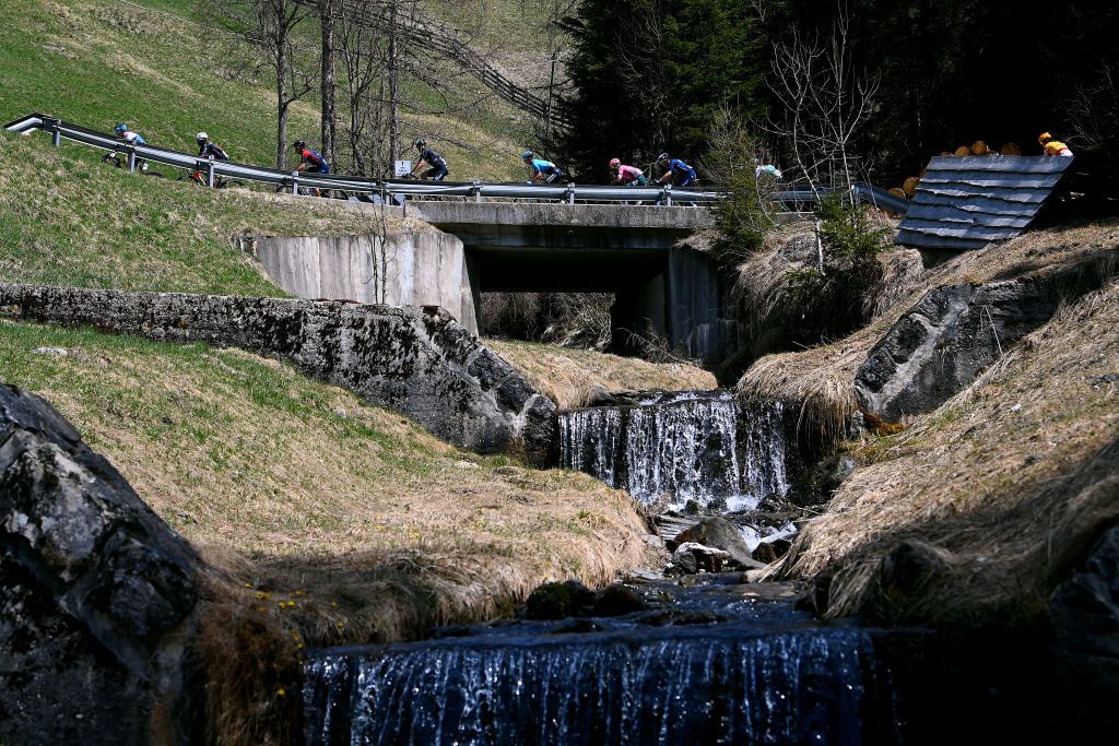 TOBLACH HOCHPUSTERTAL ITALY APRIL 20 A general view of the peloton competing during the 45th Tour of the Alps 2022 Stage 3 a 1546km stage from Lana to Villabassa TouroftheAlps on April 20 2022 in Toblach Hochpustertal Italy Photo by Tim de WaeleGetty Images
