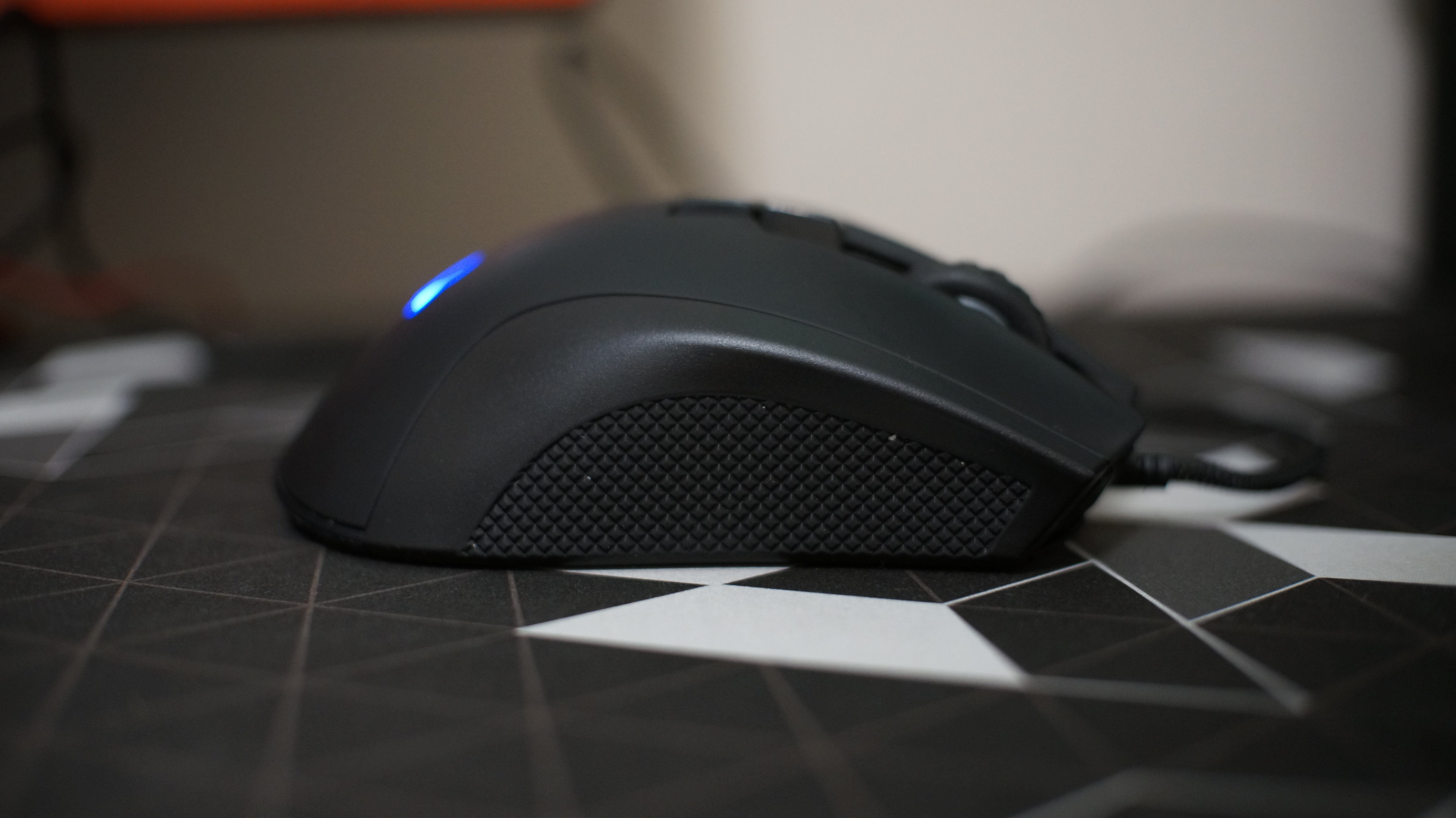best programmable mouse for large hands