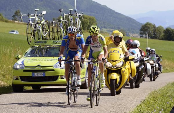 Vincenzo Nibali (Liquigas-Cannondale) attacked the maillot jaune group and has caught Andriy Grivko (Astana), a member of the early 25-man break that was dropped on the Grand Colombier.