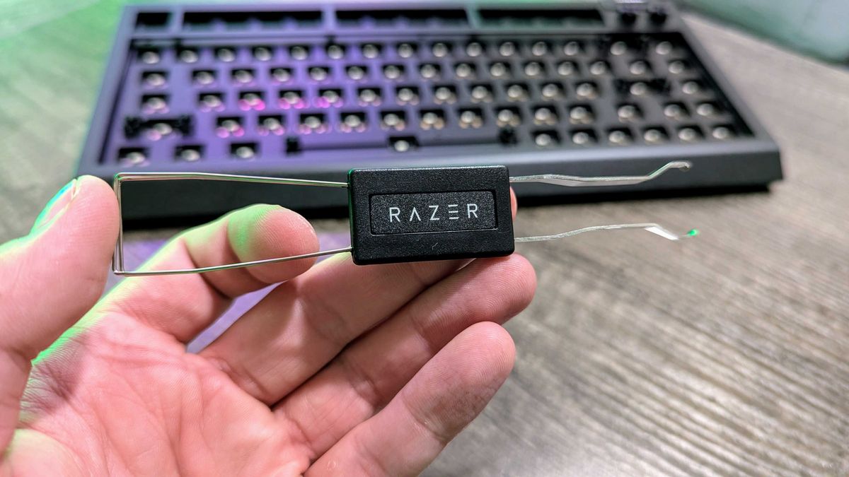 I finally built my first keyboard from scratch — thanks to Razer ...