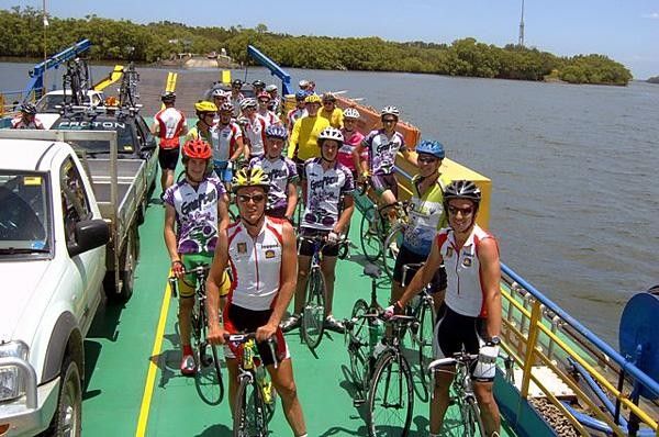 Ferry ride 2: South Ballina after a hot day in the saddle