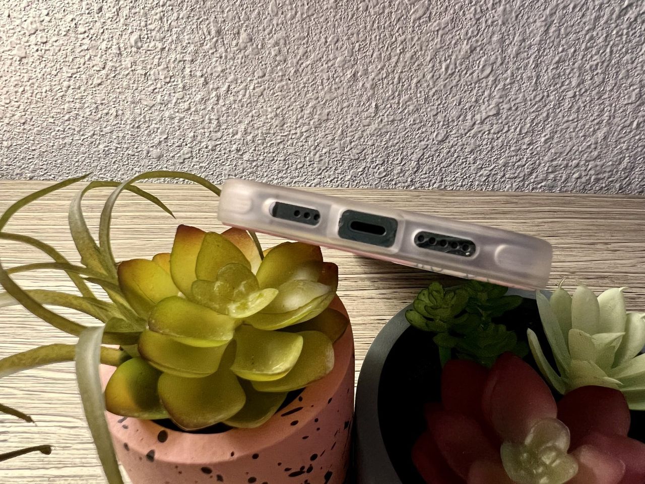 Sonix Magsafe Iphone Case Bottom