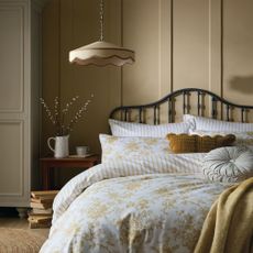 Laura Ashley Pure Cotton Sateen Walled Garden Bedding Set at Marks & Spencer