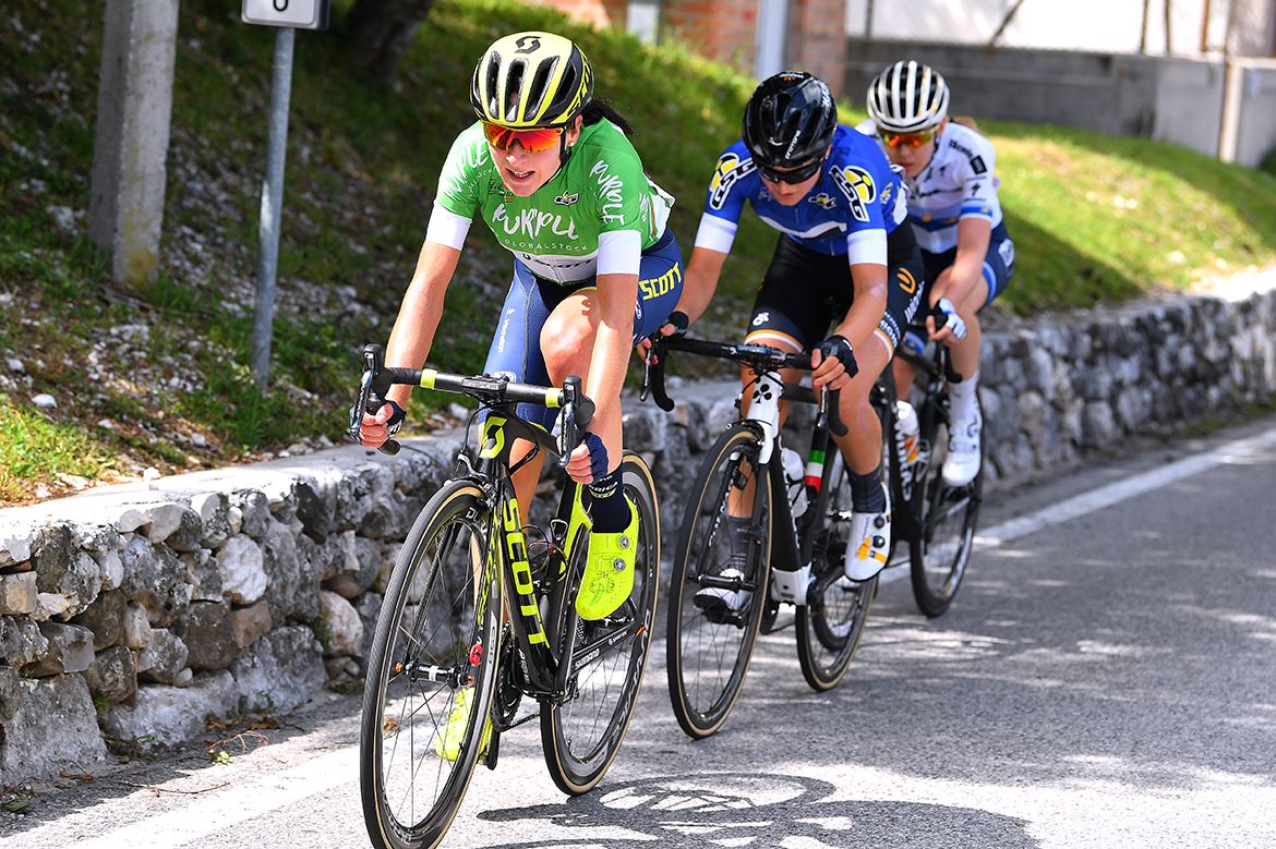 Annemiek van Vleuten leading a late attack on stage 2 of the Giro Rosa