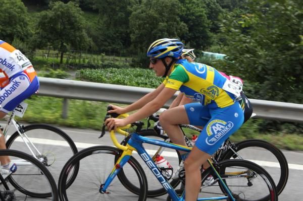 Lucinda Brand (AA Drink) was third at the end of the day.