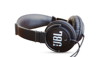 Buy JBL C300SI On-Ear Dynamic Wired Headphones at Rs 799 on Amazon