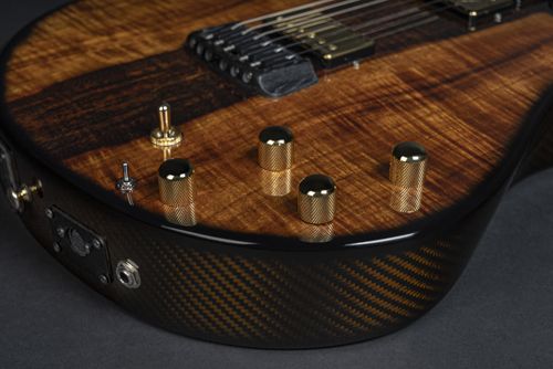 Emerald Guitars Virtuo