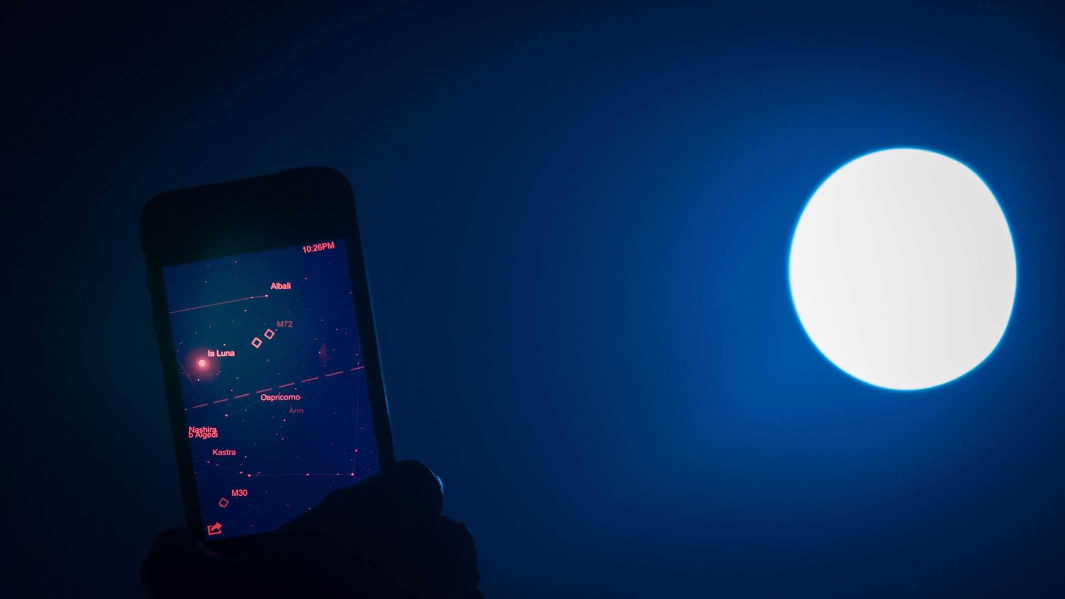 Red light, white light: How to preserve your night vision while using stargazing apps