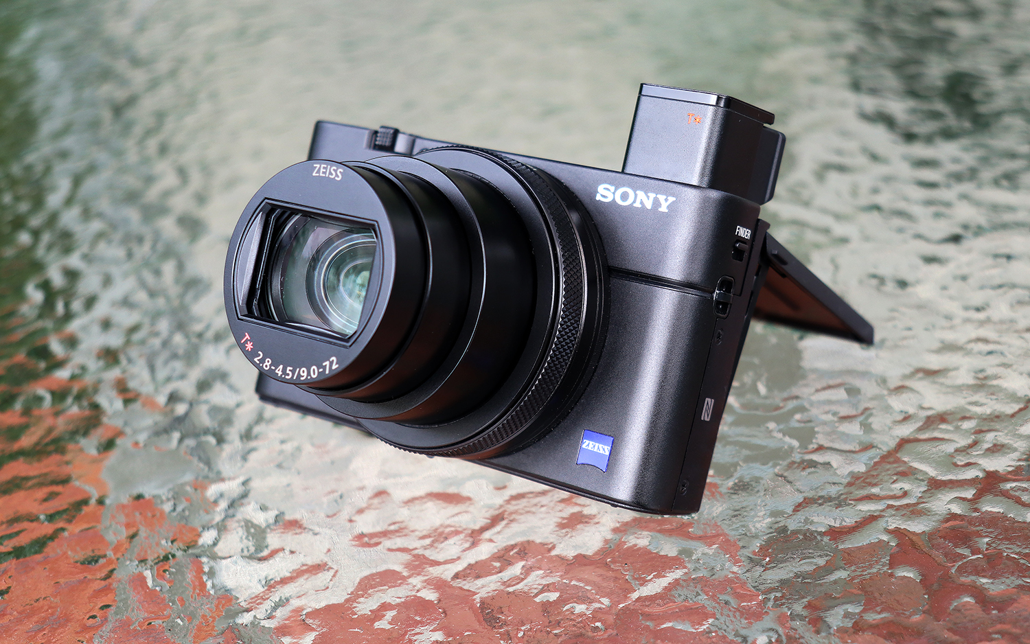 Sony DSC-RX100 VI - Full Review | Tom's Guide