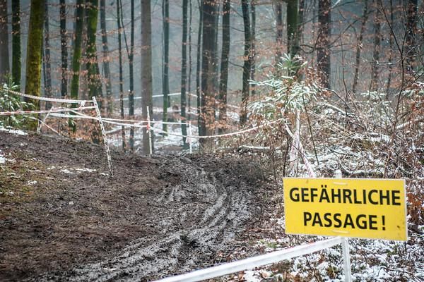 The U23 and junior men raced a very muddy course