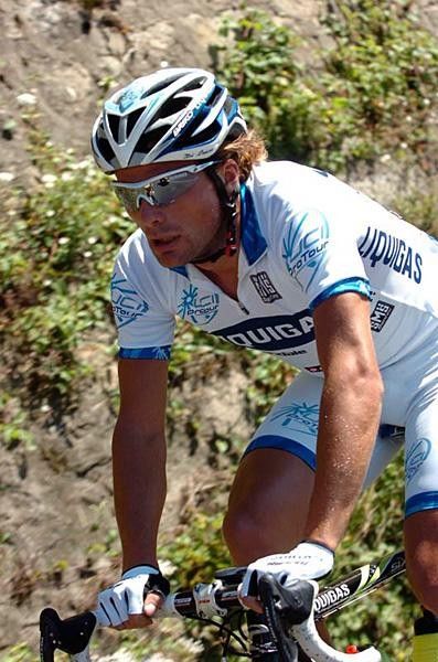 Danilo Di Luca (Liquigas) rides in his all white ProTour kit.