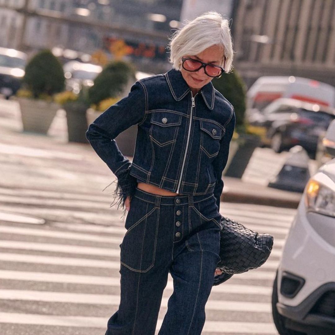 Trust me, people in dark denim always look the chicest