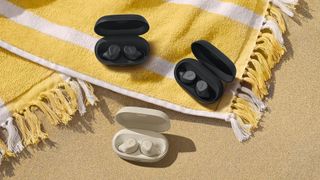 Jabra Elite 7 Pro on beach towel