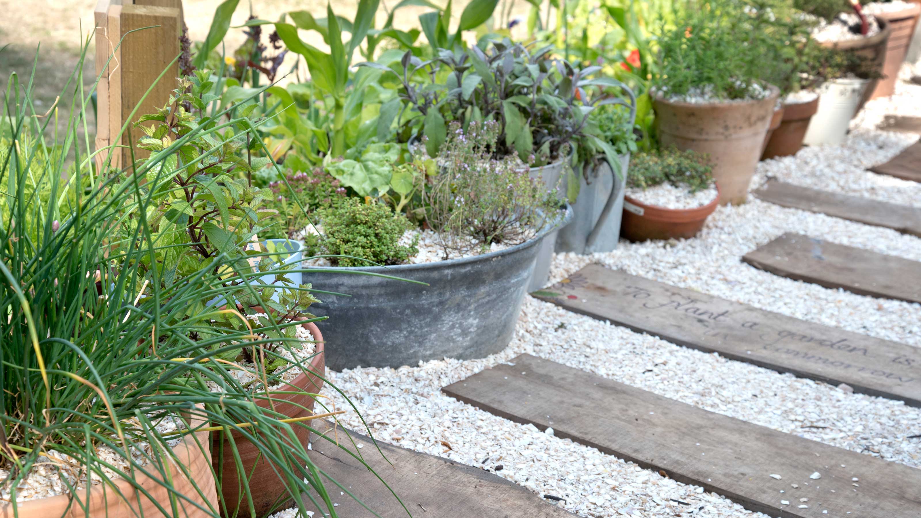 DIY landscaping ideas: 10 show-stopping projects