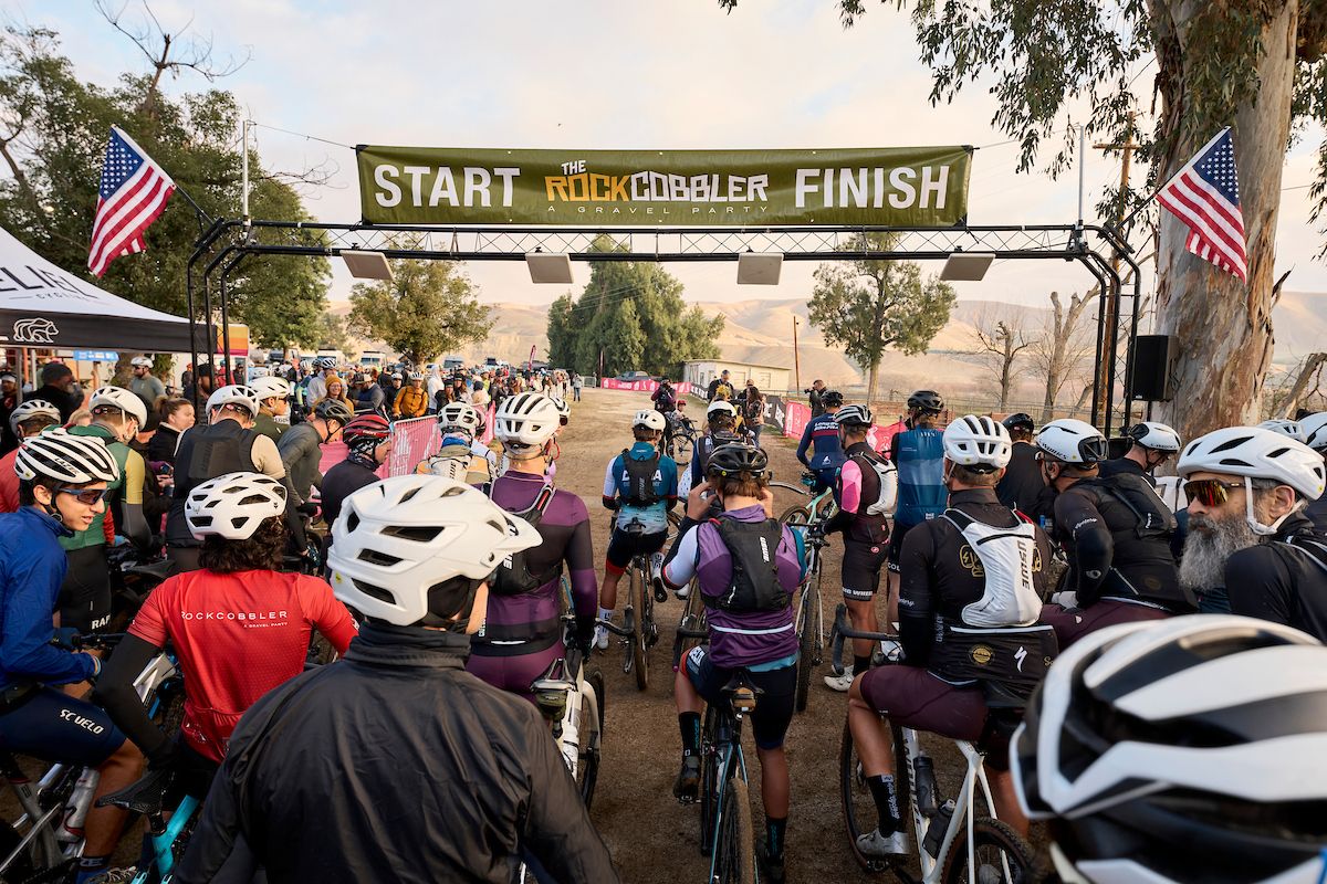 Mass starts for The BMC Rock Cobbler 12.0