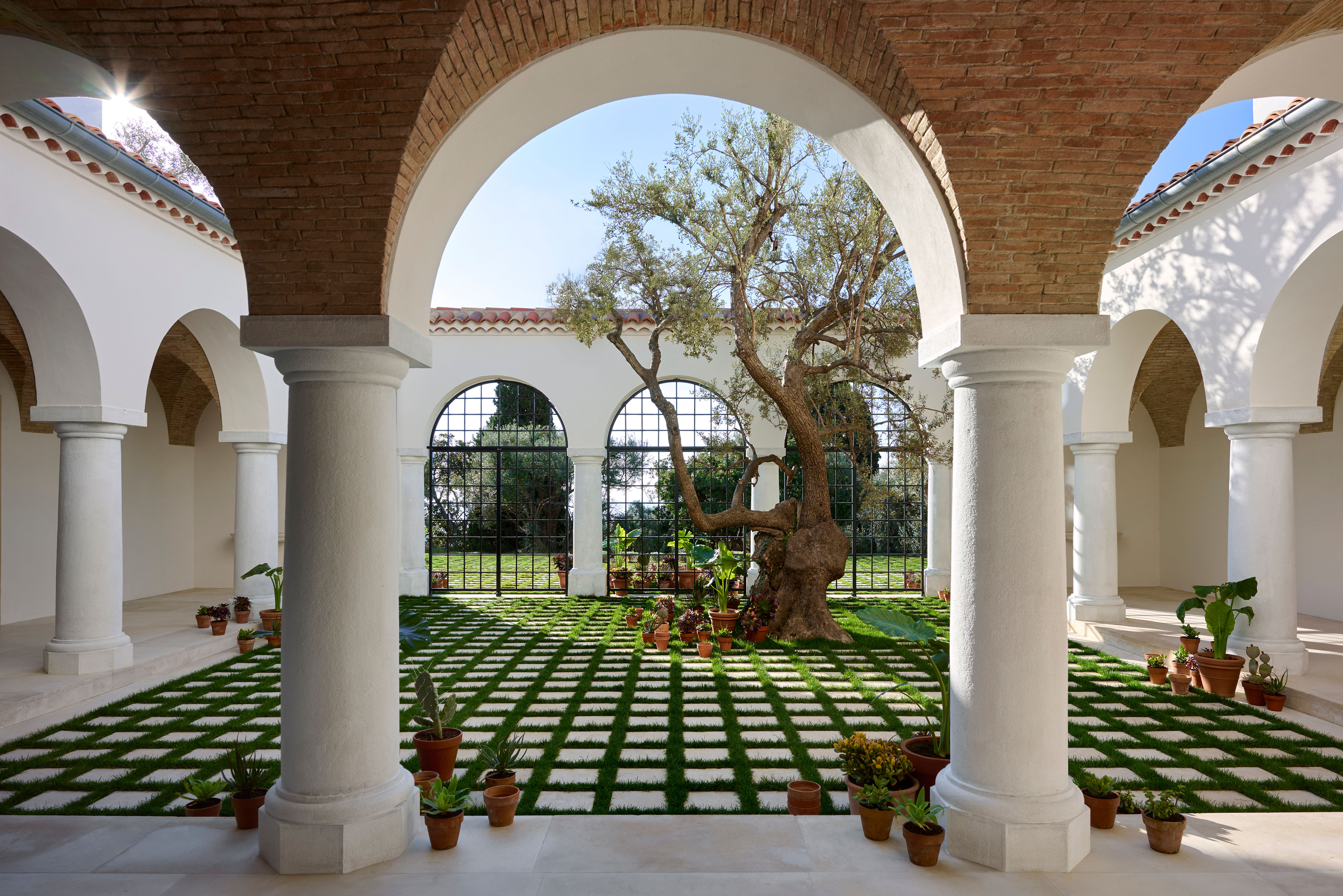 Chanel La Pausa Cloister Garden