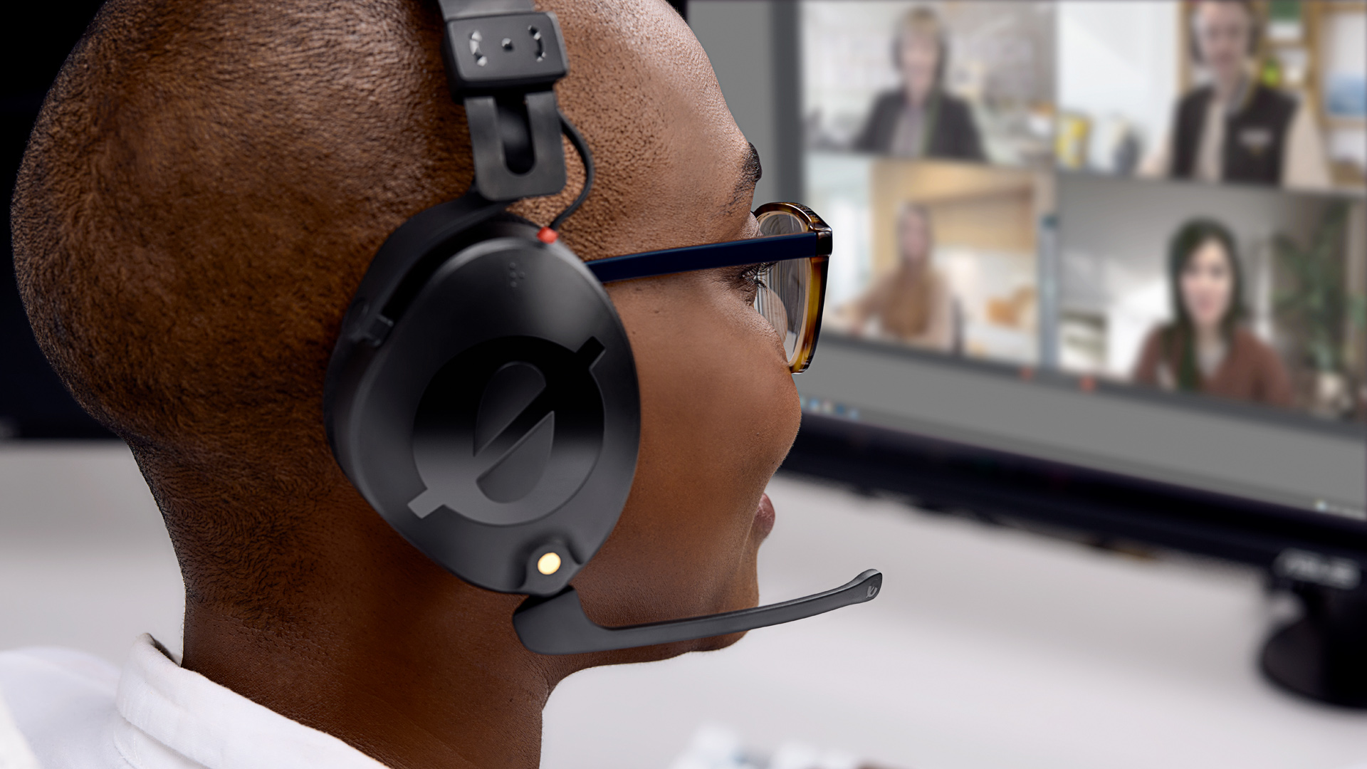 Rode launches NTH-100M Professional Over-ear Headset/Headset Microphone