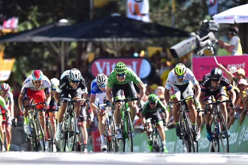 Mark Cavendish (Etixx-Quick Step) about to claim win number 26 at the Tour