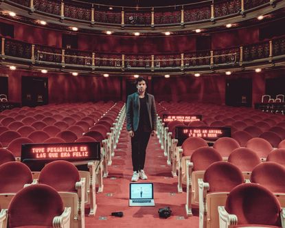 Matías Umpierrez at the Teatro Español in Madrid with LED screens that he uses in his work.