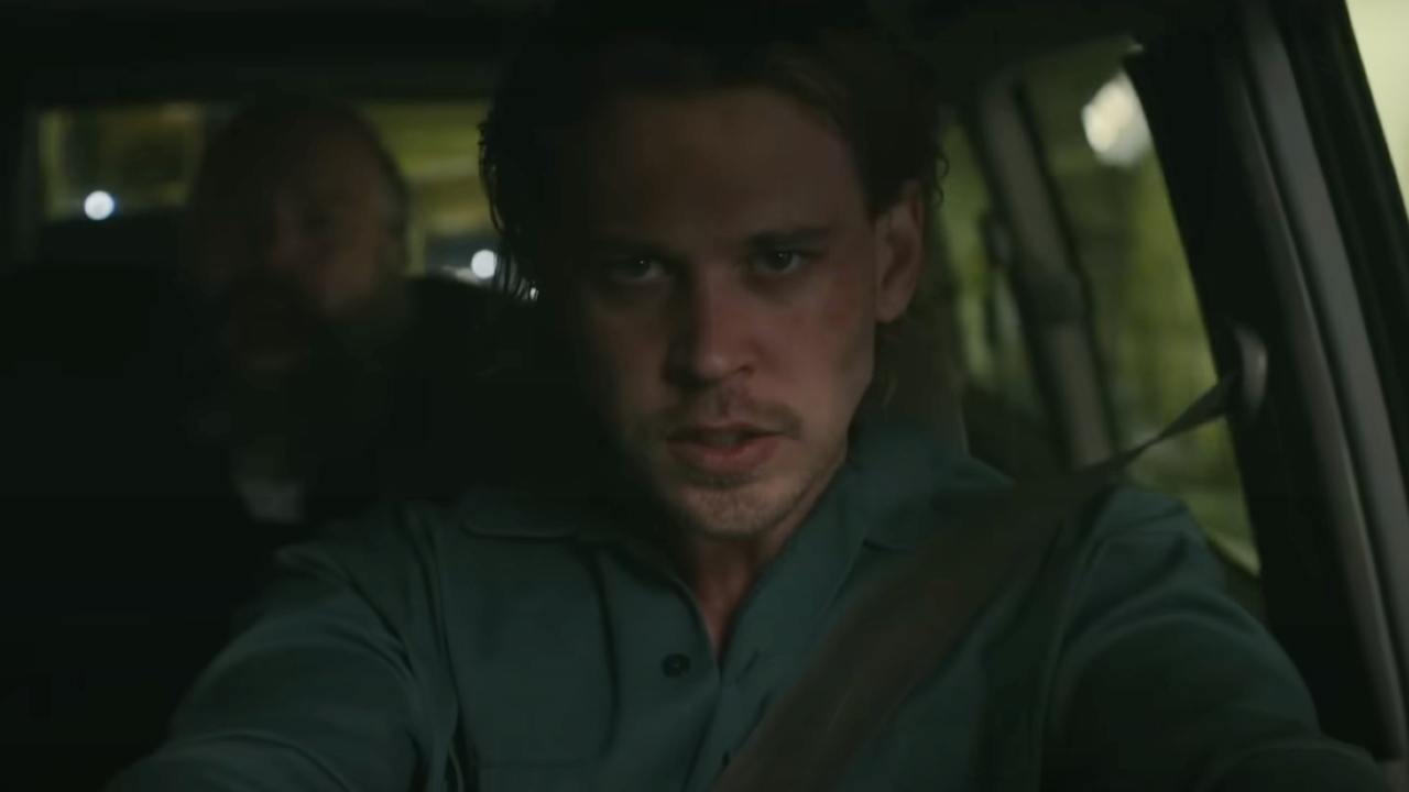 Austin Butler in Caught Stealing