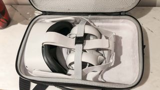 Best Oculus Quest 2 cases: Sarlar Fashion Travel Protective Case