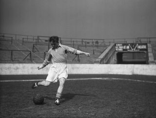 Joe Hayes training for Manchester City at Maine Road in May 1955.