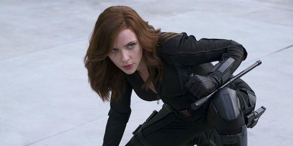 Black Widow fighting in Civil War