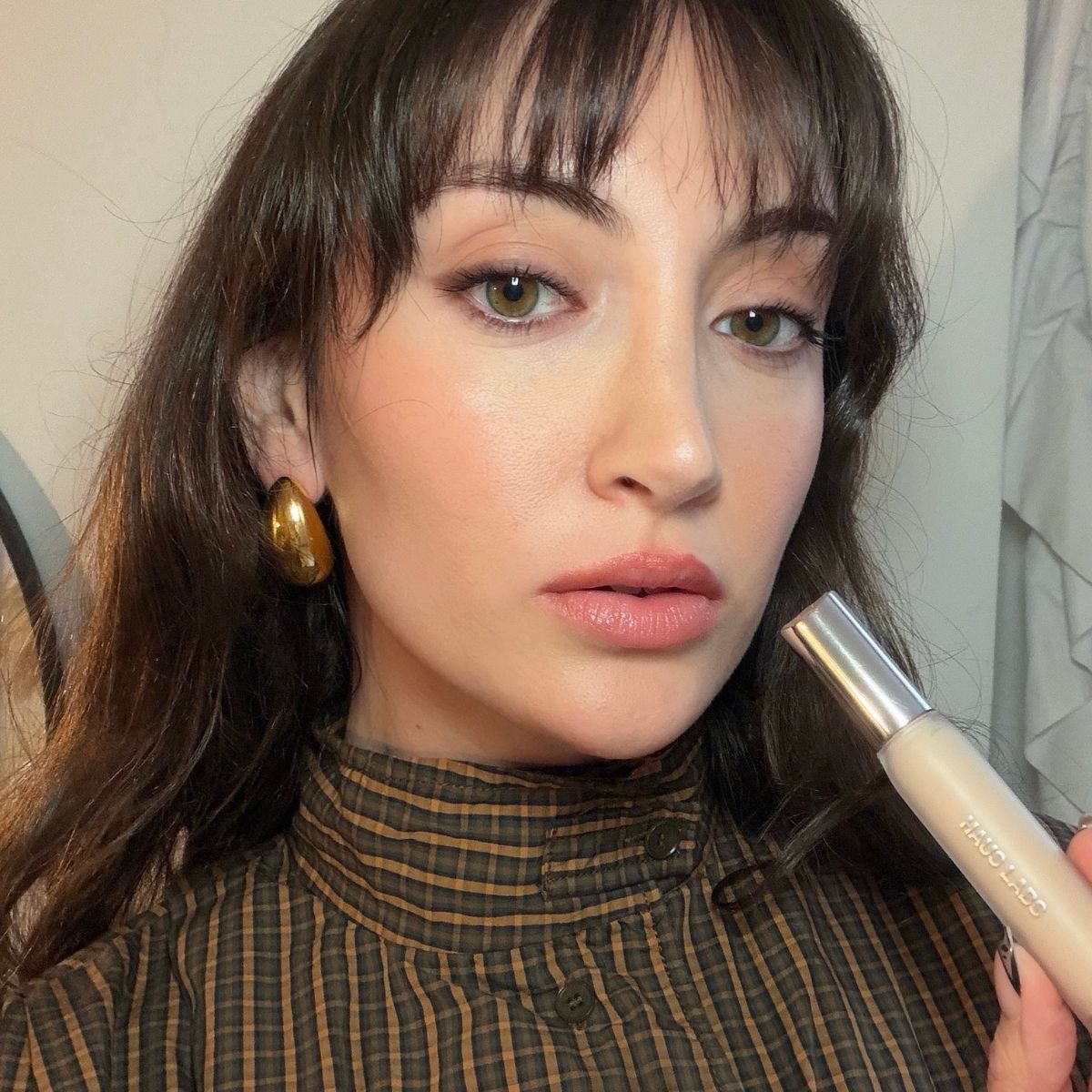 Editors and MUAs Swear These 14 Hydrating Concealers Fully Banish Creases, Cracks, and Flakes