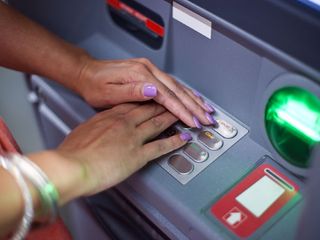 Cover up the ATM keypad