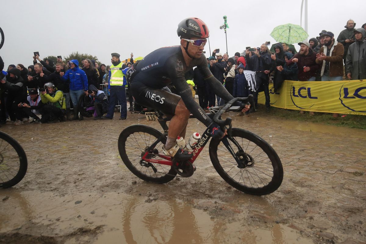 Paris Roubaix 2021 118th Edition Denain Roubaix 2577 km 03102021 Michal Kwiatkowski POL Ineos Grenadiers photo Luca BettiniBettiniPhoto2021