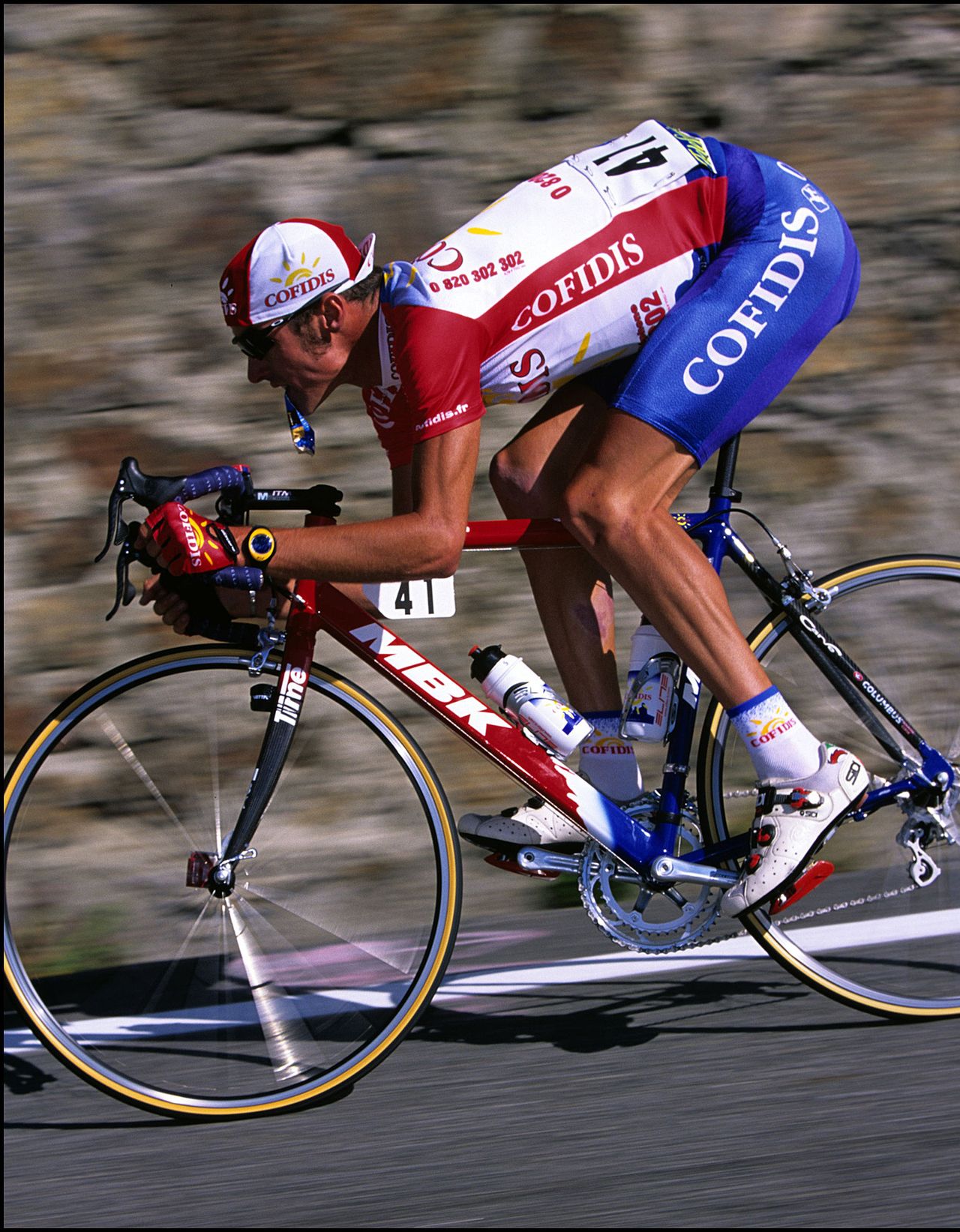 Millar at the 2001 Vuelta where he won two stages.