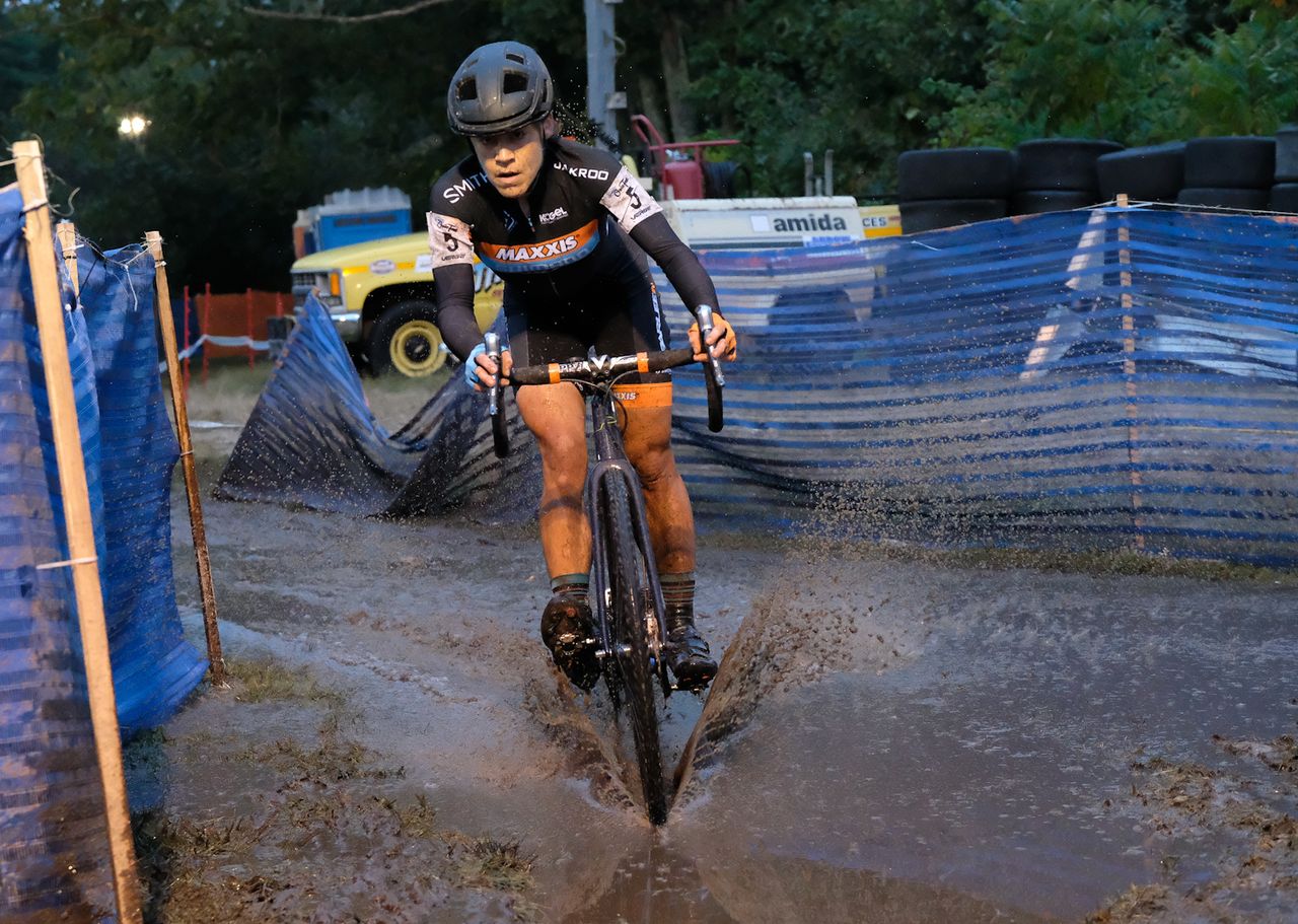 Crystal Anthony (Maxxis Shimano) on her way to a sixth place finish
