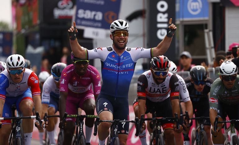 Mark Cavendish at the 2022 Giro d'Italia