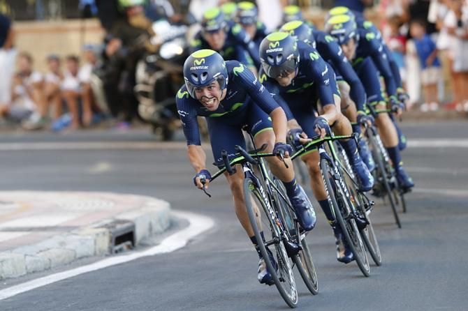 Movistar pushes the pace to win the team time trial