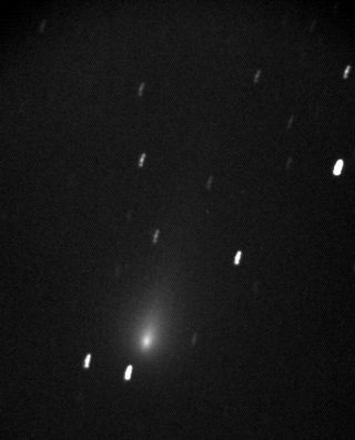 Skywatcher Michael Mattiazzo got this image of comet Elenin, August 23, 2011, in the southern hemisphere.