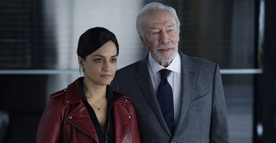 Archie Panjabi and Christopher Plummer in Departure