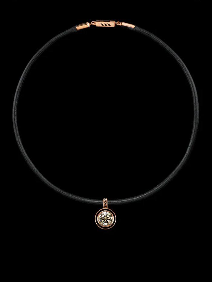 dezso by sara Beltran, Diamond Charm
