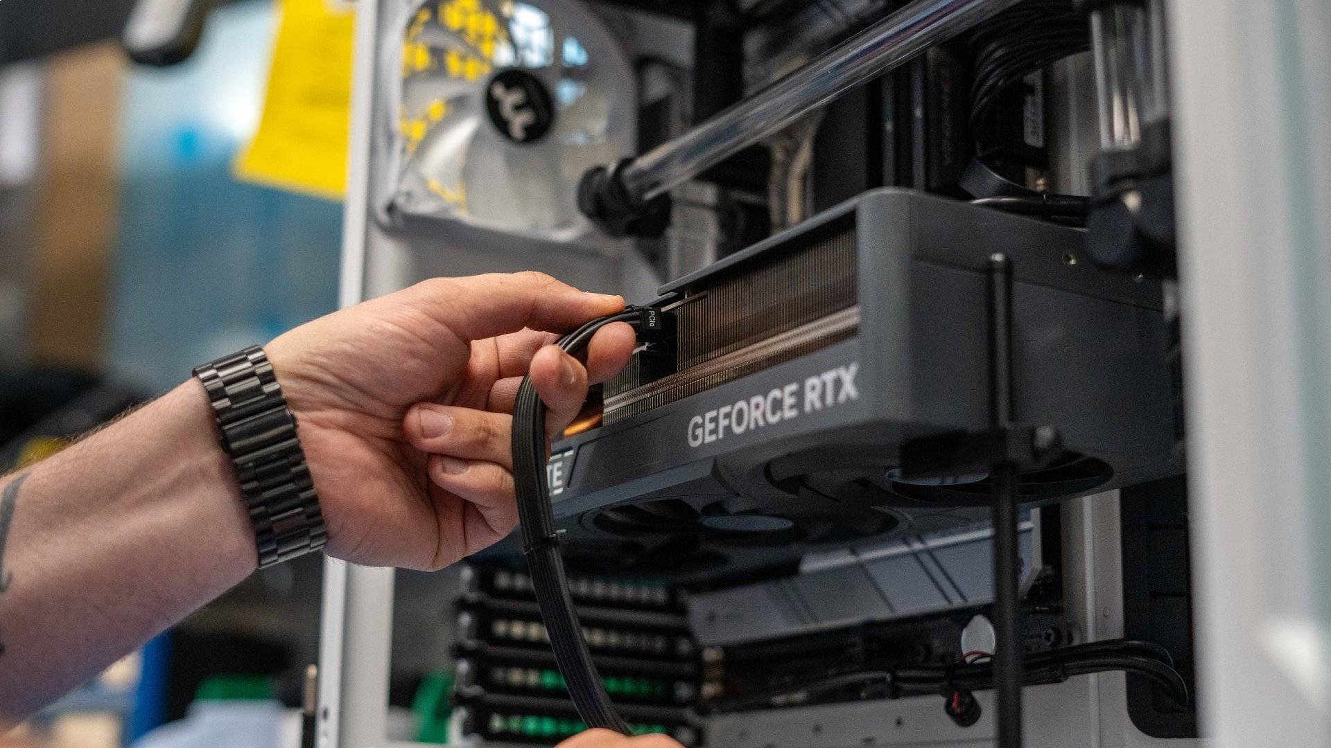 Currys Custom PC Builder