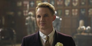 matt lanter's george dapper suit 1930s in jupiter's legacy